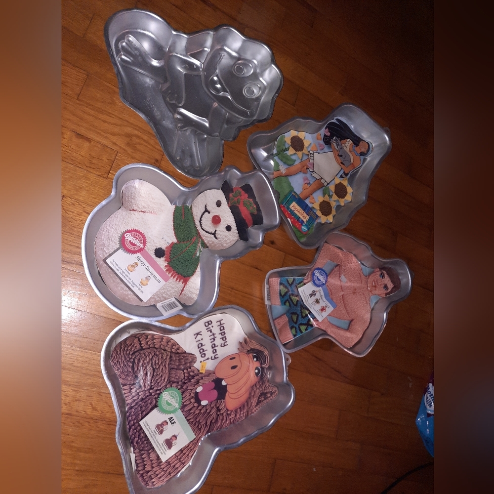 Cake pans - Picture 7 of 13